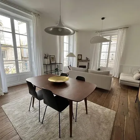 Apartamento Entier Avec Place De Parking-angouleme Angulema